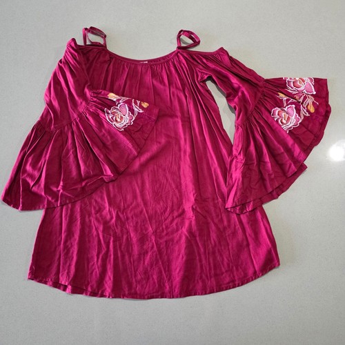 Magenta embroidered bell - magenta,